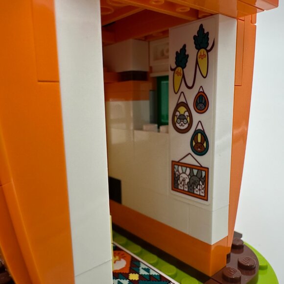 LEGO Easter Bunny's Carrot House 40449 / 100% Complete, No Box - Picture 8 of 11